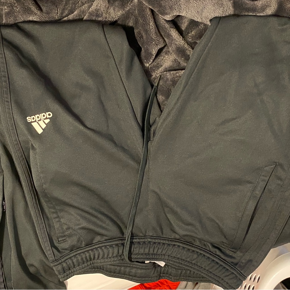 Selling joggers! 2 grey and 1 green. Fairly worn